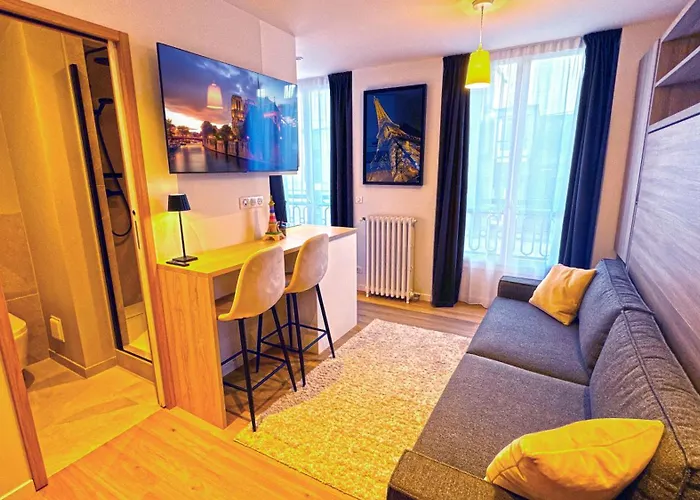 Paris Apartment *