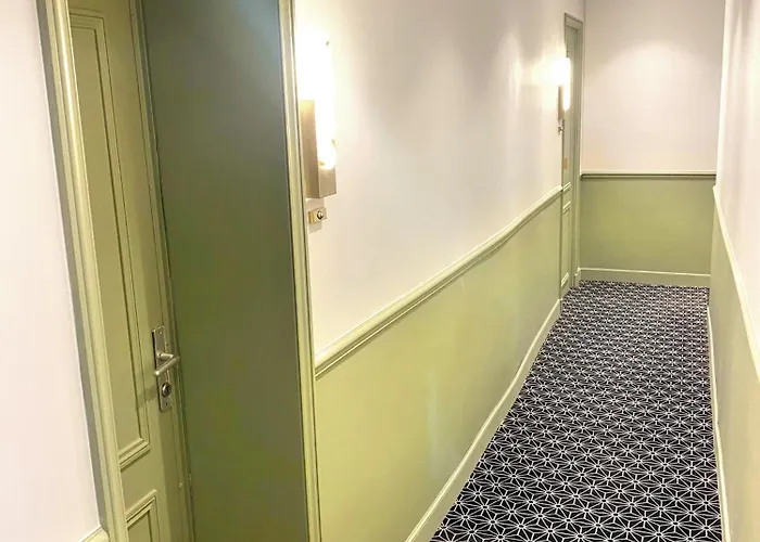 Paris Apartment *