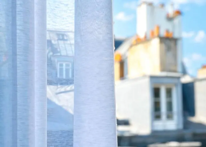 Paris Apartment Париж